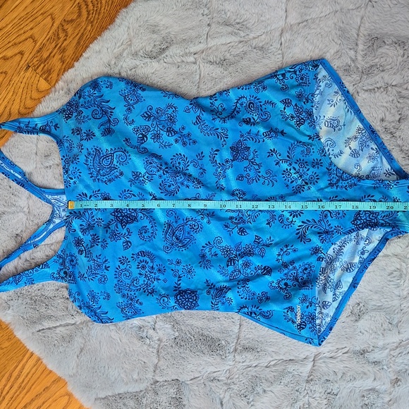 Speedo Blue Floral One Piece Swimsuit, Womens 16, Great Condition - Picture 10 of 13